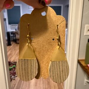 Gold and Cream Teardrop Earrings